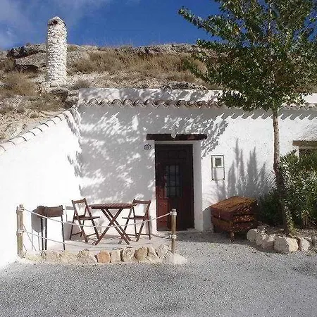 Cuevas De Hotel
